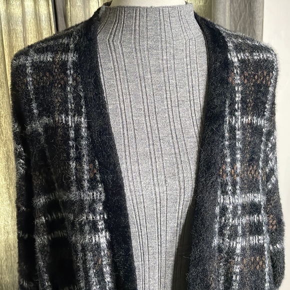 Joan Vass~New York - Picture 4 of 5